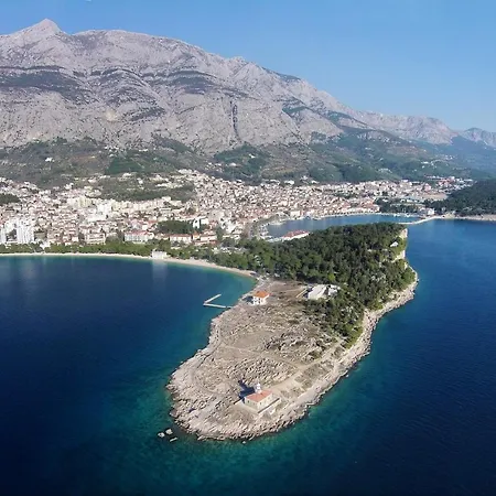 With A Parking Space - 20943 Apartment Makarska